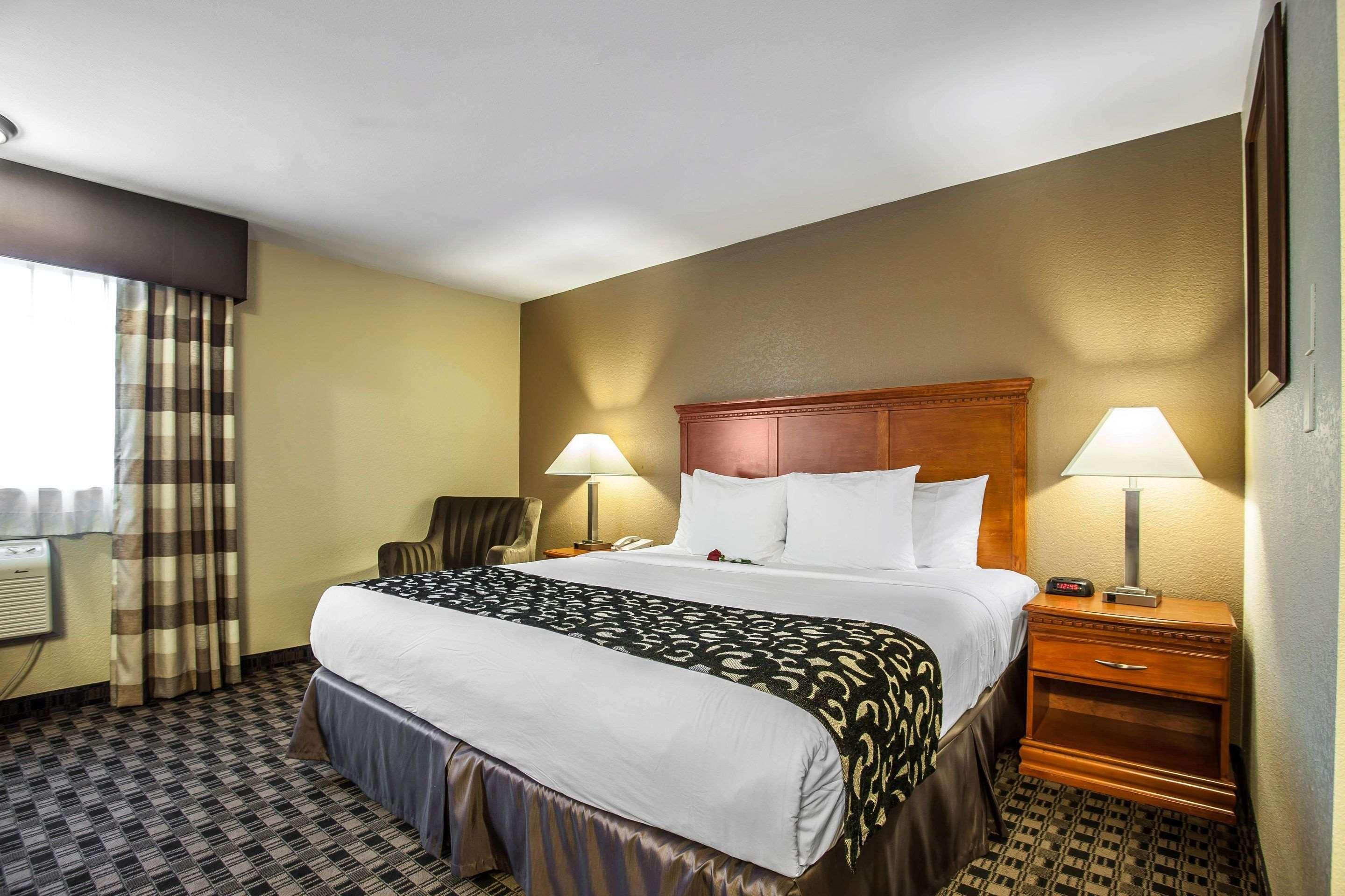 Clarion Inn Renton-Seattle Εξωτερικό φωτογραφία